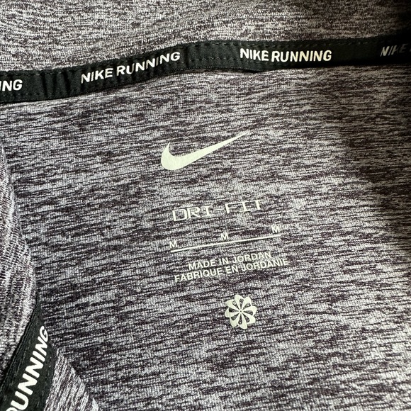 Nike Dri Fit Quarter Zip - Picture 3 of 3
